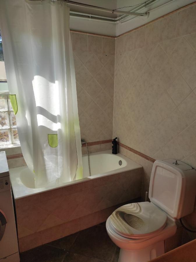 Near Airportand Metropolitan Penelopi Cozy Home Artemida  Bagian luar foto