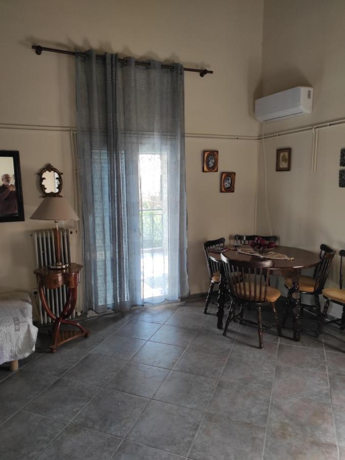 Near Airportand Metropolitan Penelopi Cozy Home Artemida  Bagian luar foto